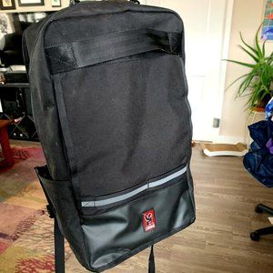 Chrome Hondo Backpack with Phone Case—Like New!